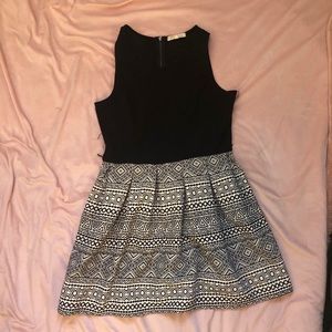 🎈3/$20🎈 Black and White minidress
